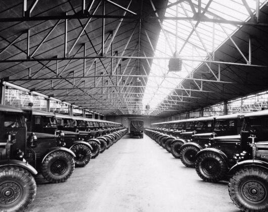 2-2-ton-truck-austin-motors.jpg